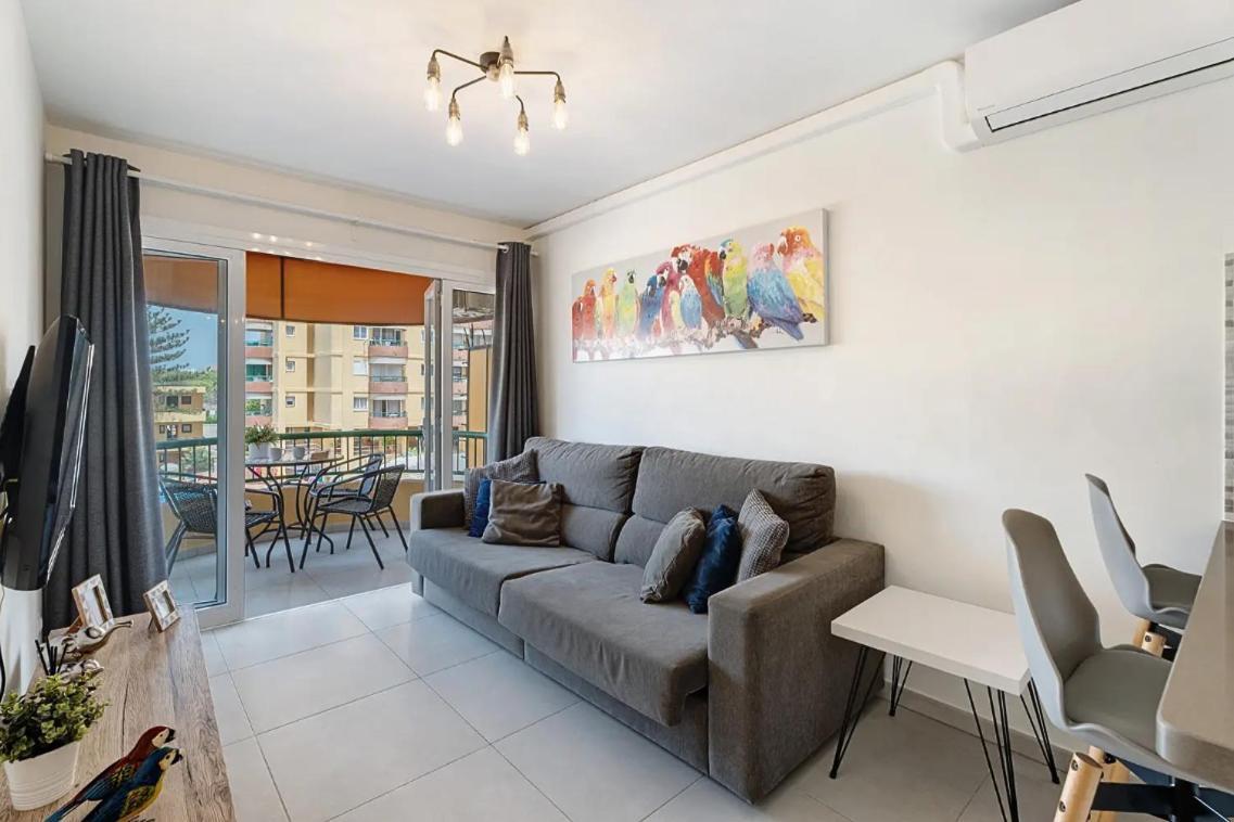 Apartamento De Lujo En Torre Del Sol, Playa De Las Americas Арона Экстерьер фото
