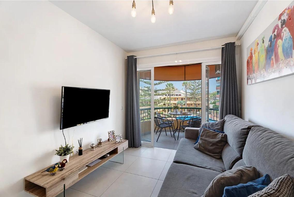 Apartamento De Lujo En Torre Del Sol, Playa De Las Americas Арона Экстерьер фото